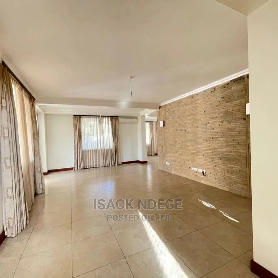 5bdrm Villa in Kawe Beach, Kinondoni for Rent