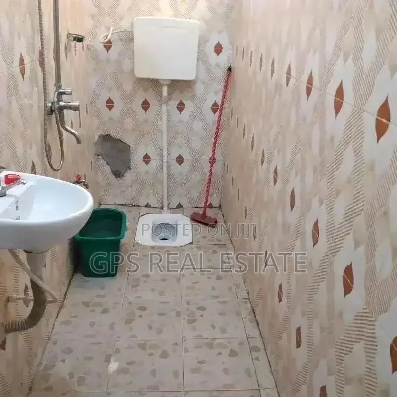 3bdrm House in Kibanda Cha Mkaa, Kinondoni for Sale