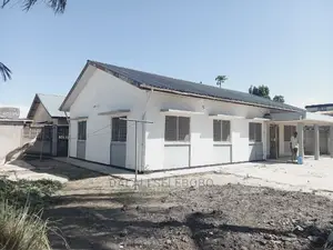 4bdrm Bungalow in Sinza Vatkani for Rent