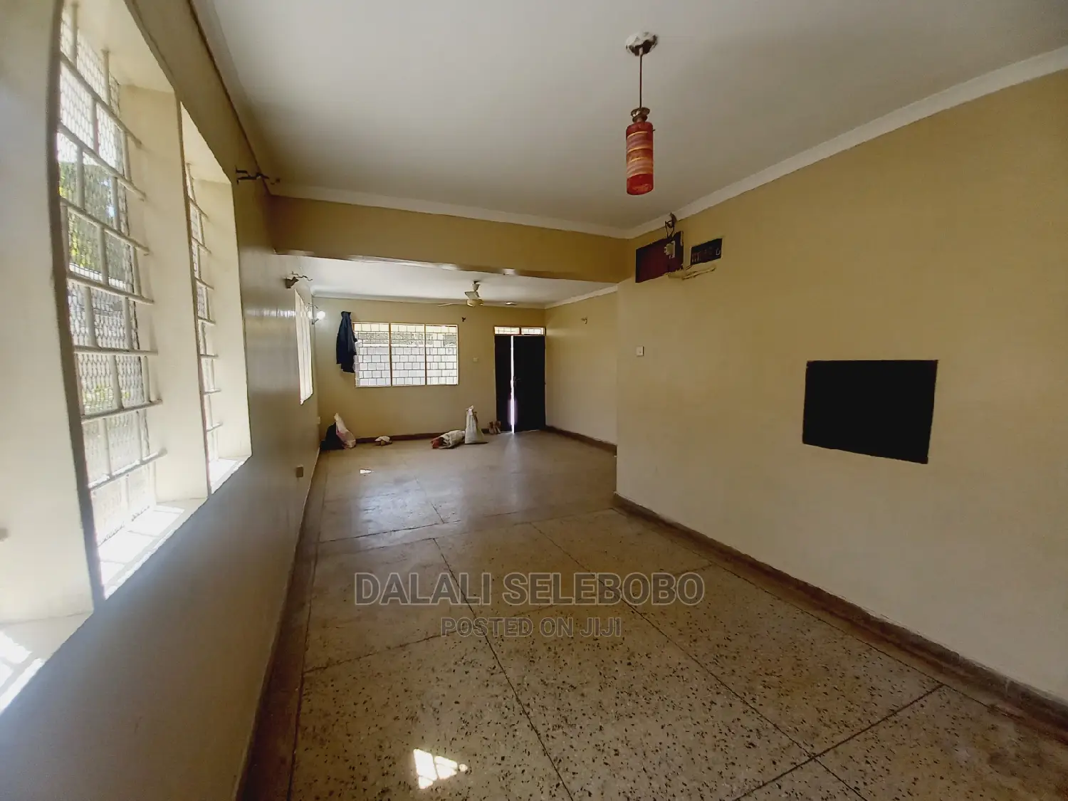 4bdrm Bungalow in Sinza Vatkani for Rent