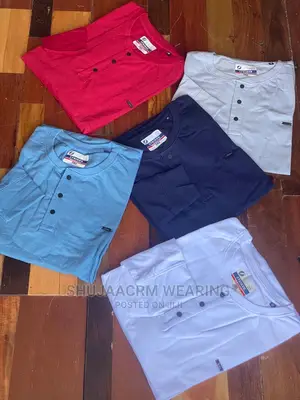 T Shirt Mikono Mirefu