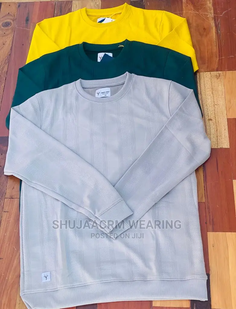 T Shirt Mikono Mirefu