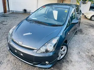Toyota Wish 2005