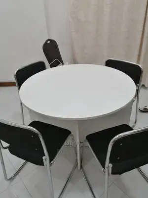 Round Table(Conference)