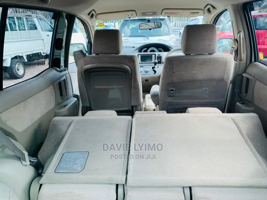 Toyota Raum 1.5 AWD 2004