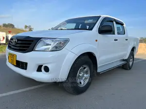 Toyota Hilux 2012