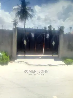 Furnished 10bdrm Townhouse/Terrace in Tanzania Daressalaam for Sale