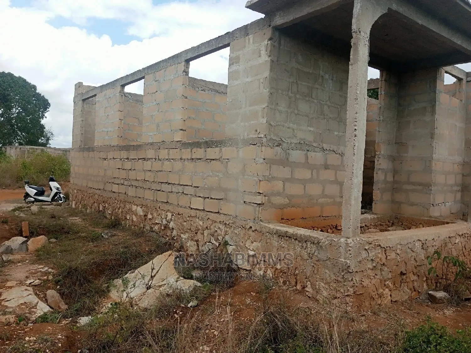 6bdrm House in House For Sale, Tanga City for sale
