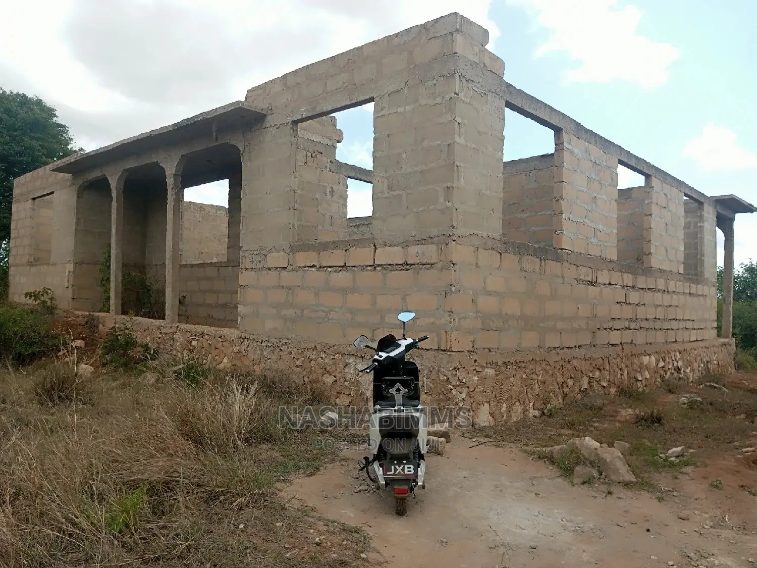 6bdrm House in House For Sale, Tanga City for sale