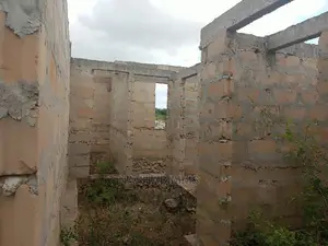 6bdrm House in House For Sale, Tanga City for sale