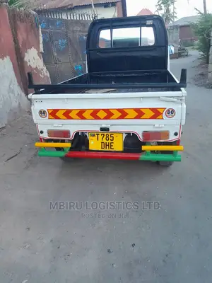 Suzuki Carry Nzuri Inauzwa