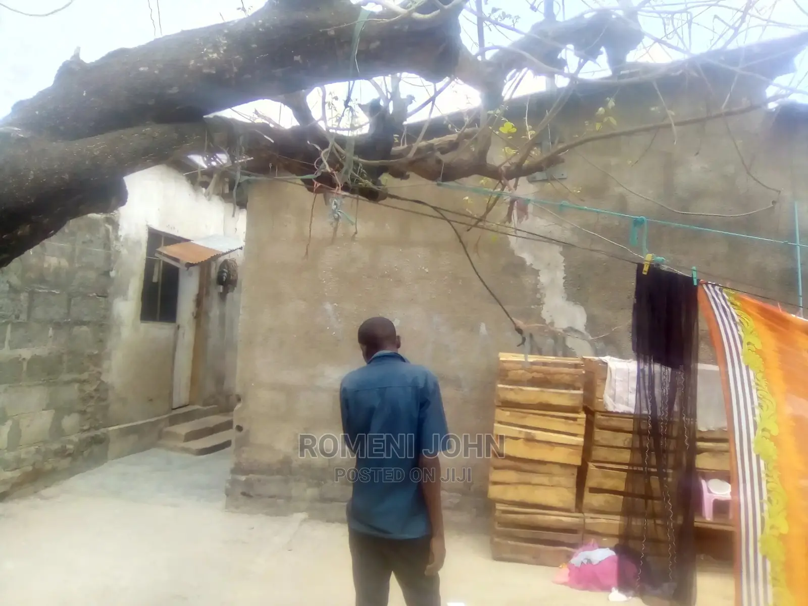 8bdrm Townhouse/Terrace in Tanzania Daressalaam for Sale