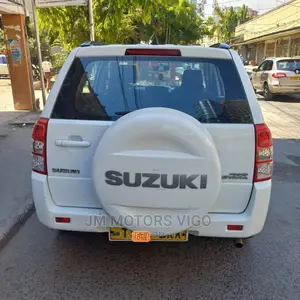 Suzuki Grand Vitara 2016 White
