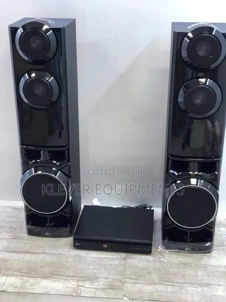 LG Home Theater 1250watts Lhd687