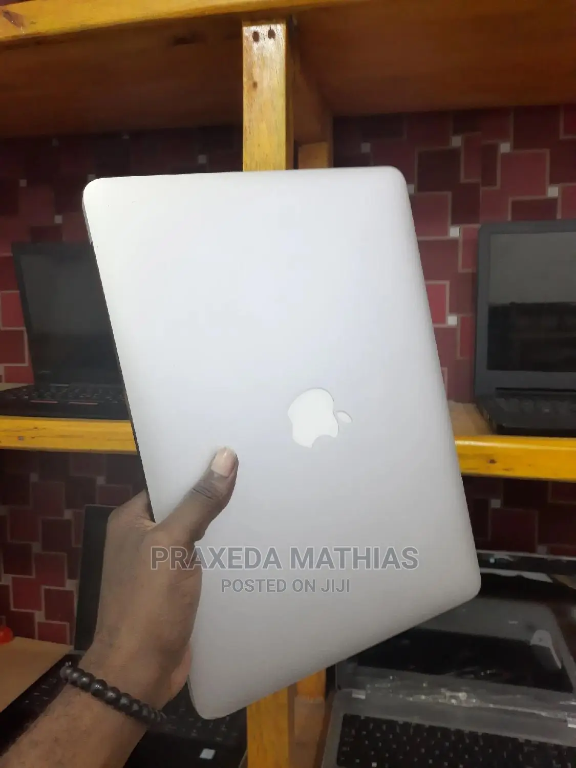 Laptop Apple MacBook Air 2017 8GB Intel Core I7 SSD 128GB