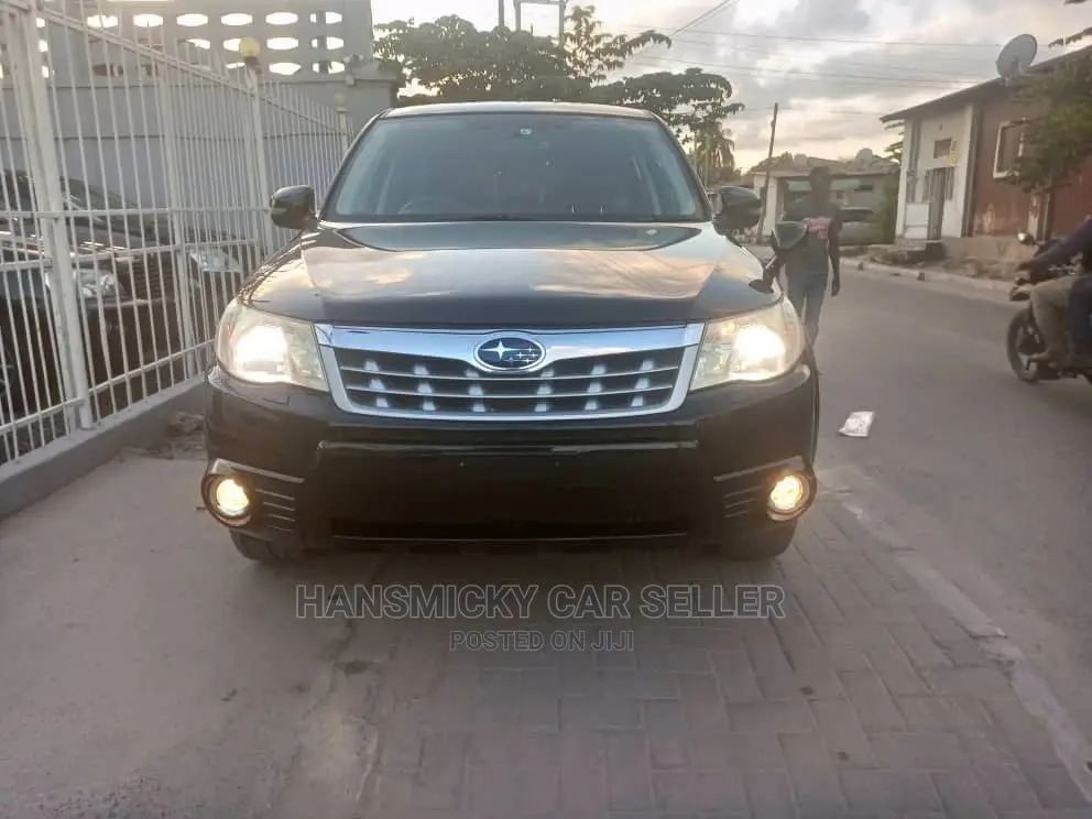Subaru Forester 2011 Black