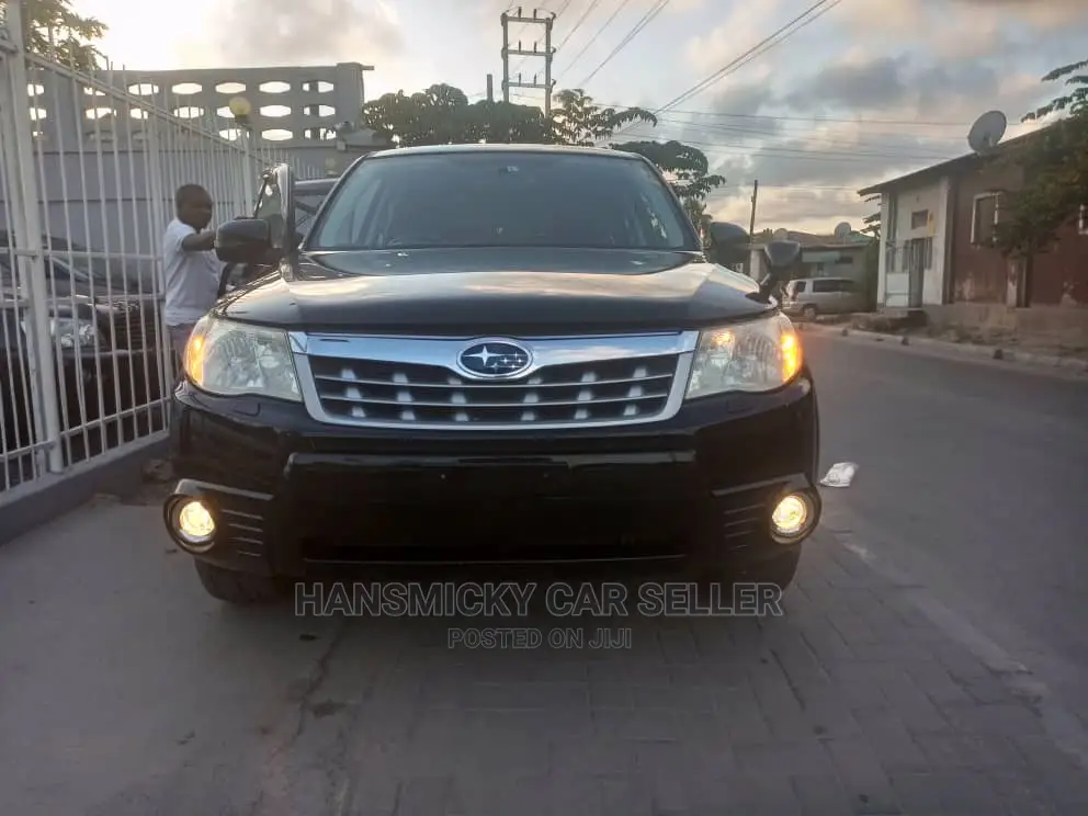 Subaru Forester 2011 Black
