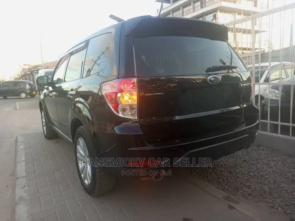 Subaru Forester 2011 Black