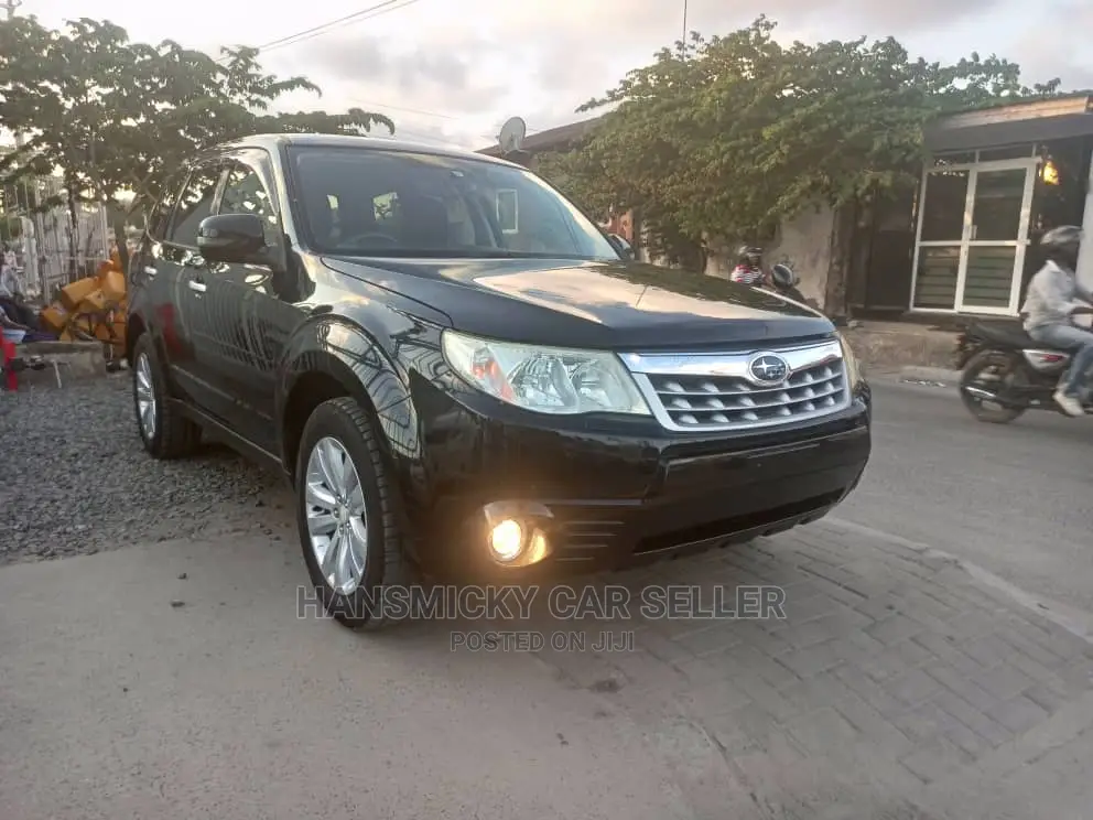 Subaru Forester 2011 Black