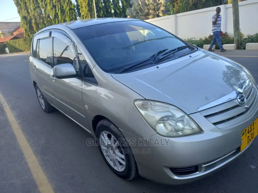 Toyota Corolla Spacio 2003 Beige