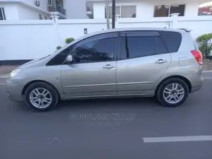 Toyota Corolla Spacio 2003 Beige