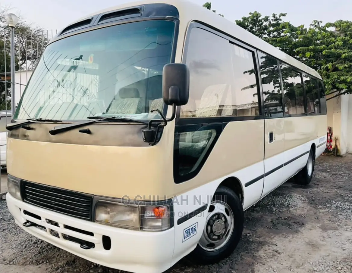 Toyota Coaster 2003