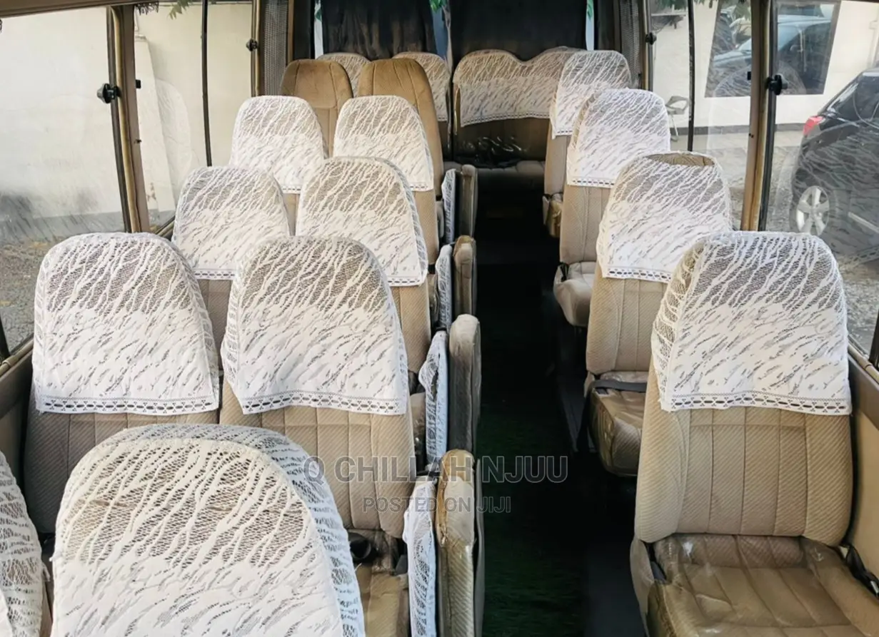 Toyota Coaster 2003