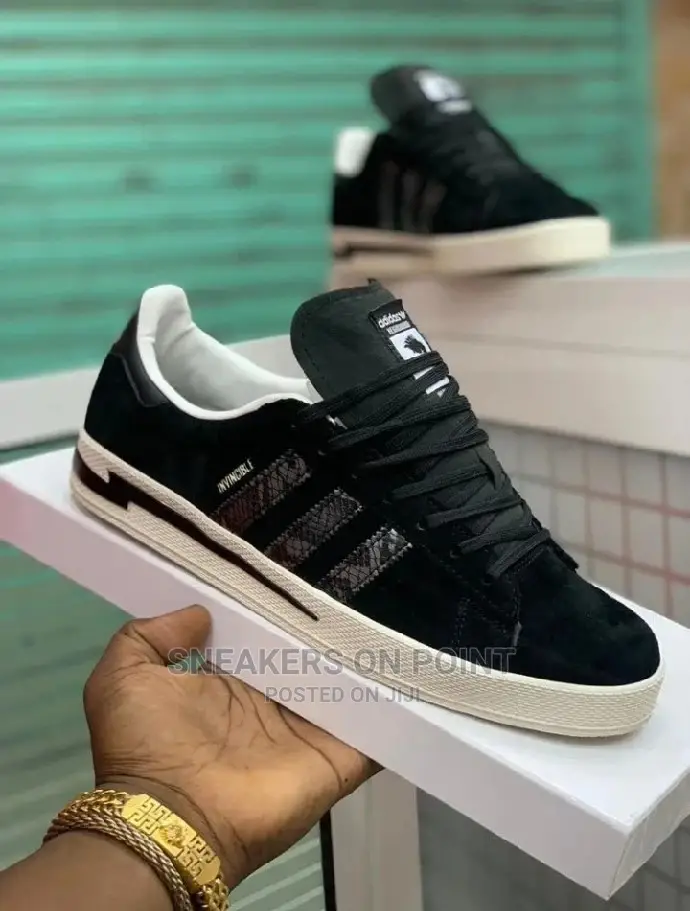 Qulity Adidas V