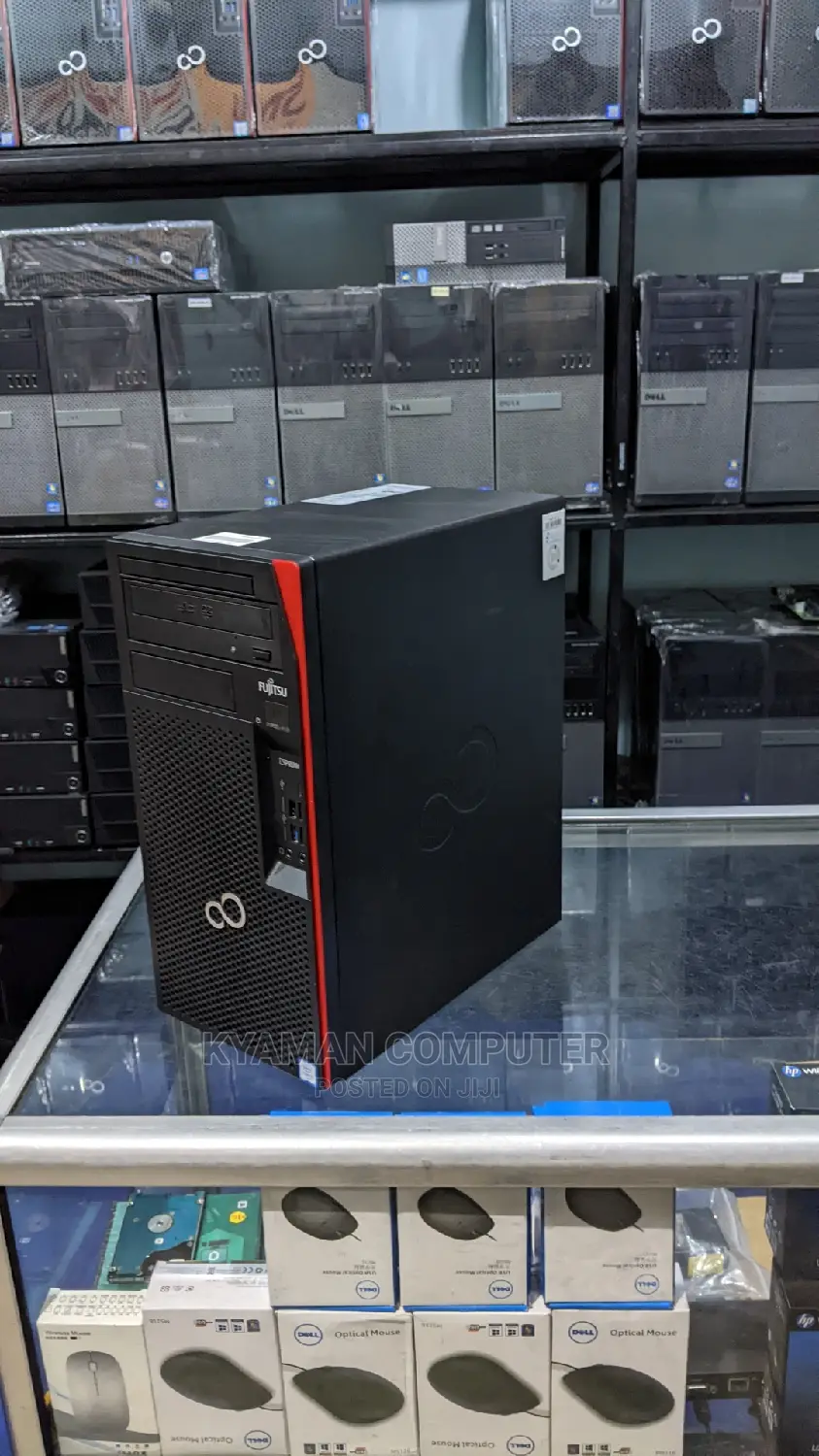 Desktop Computer Fujitsu Esprimo P757/E90+ 8GB Intel Core I5 SSD 256GB