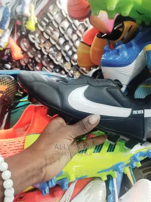 Football Nike Black