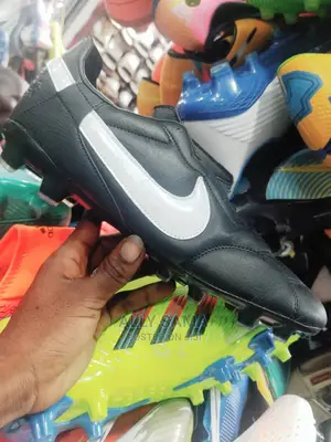 Football Nike Black