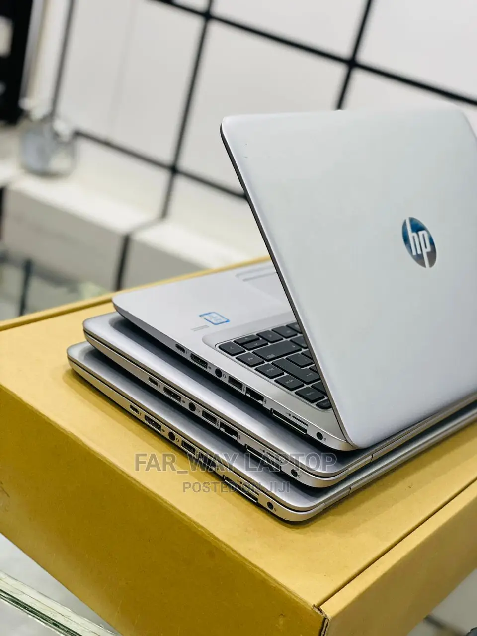 New Laptop HP EliteBook 820 G4 8GB Intel Core I5 SSD 256GB