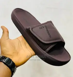 Season 7 Sàndals Brand