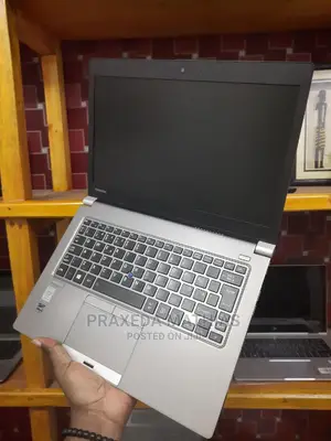 Laptop Toshiba 4GB Intel Core I5 HDD 128GB