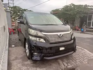 Toyota Vellfire 2009 Black