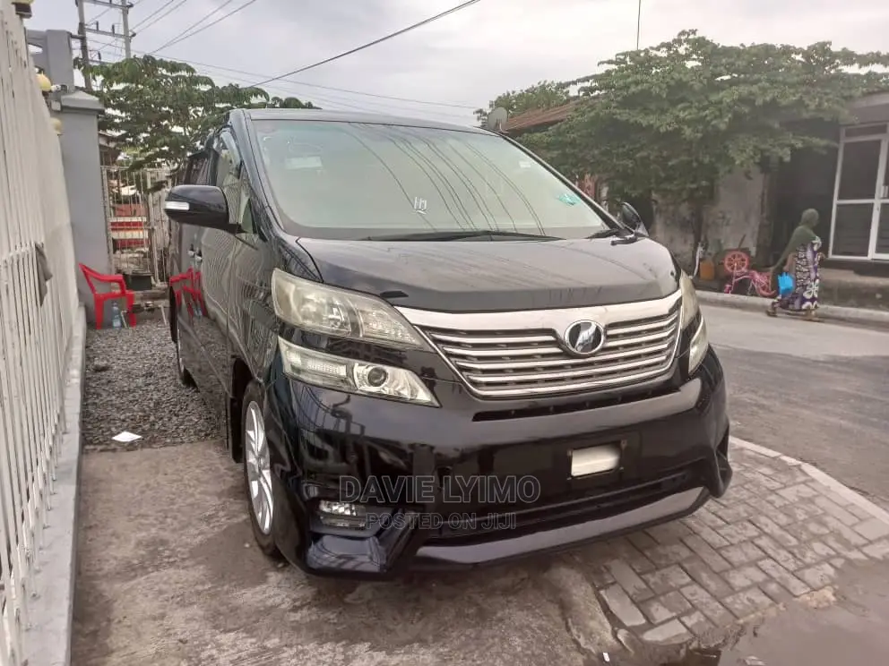Toyota Vellfire 2009 Black