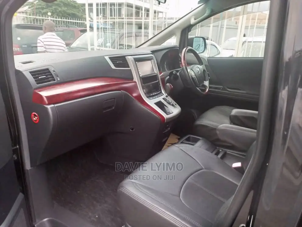 Toyota Vellfire 2009 Black