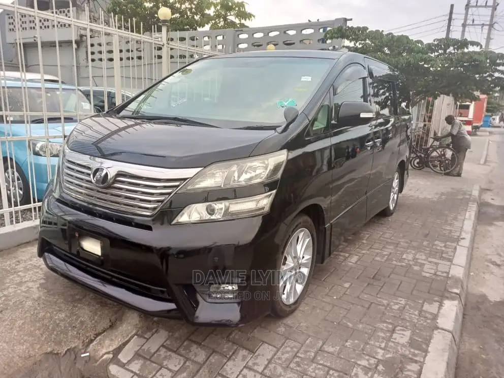 Toyota Vellfire 2009 Black