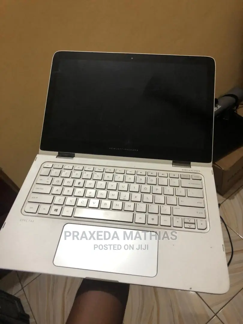 New Laptop HP Spectre X360 13 8GB Intel Core I5 SSD 256GB