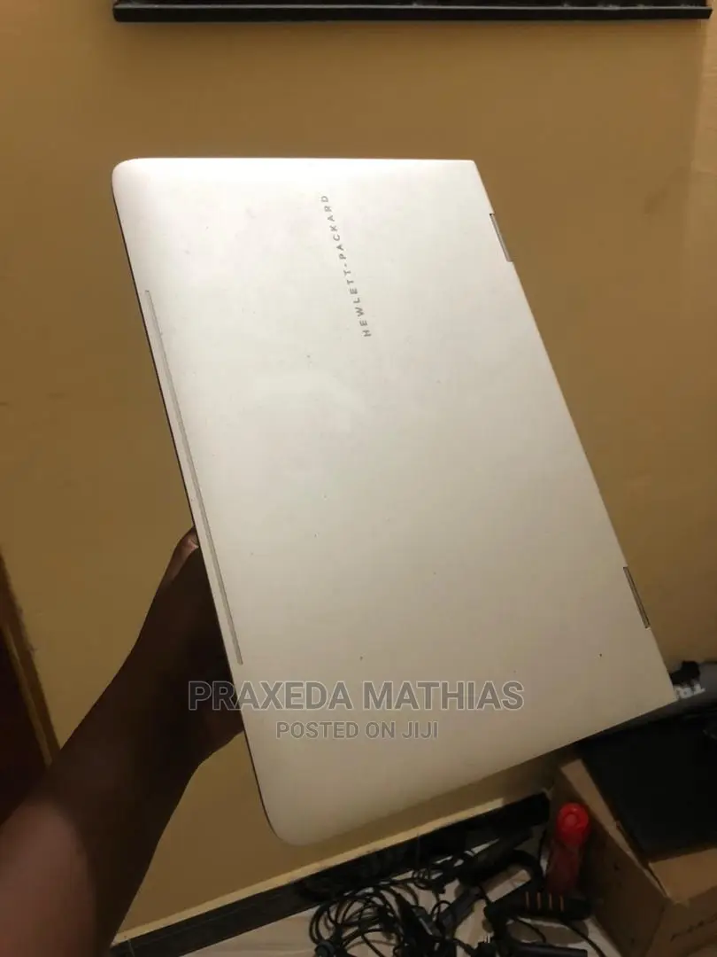 New Laptop HP Spectre X360 13 8GB Intel Core I5 SSD 256GB
