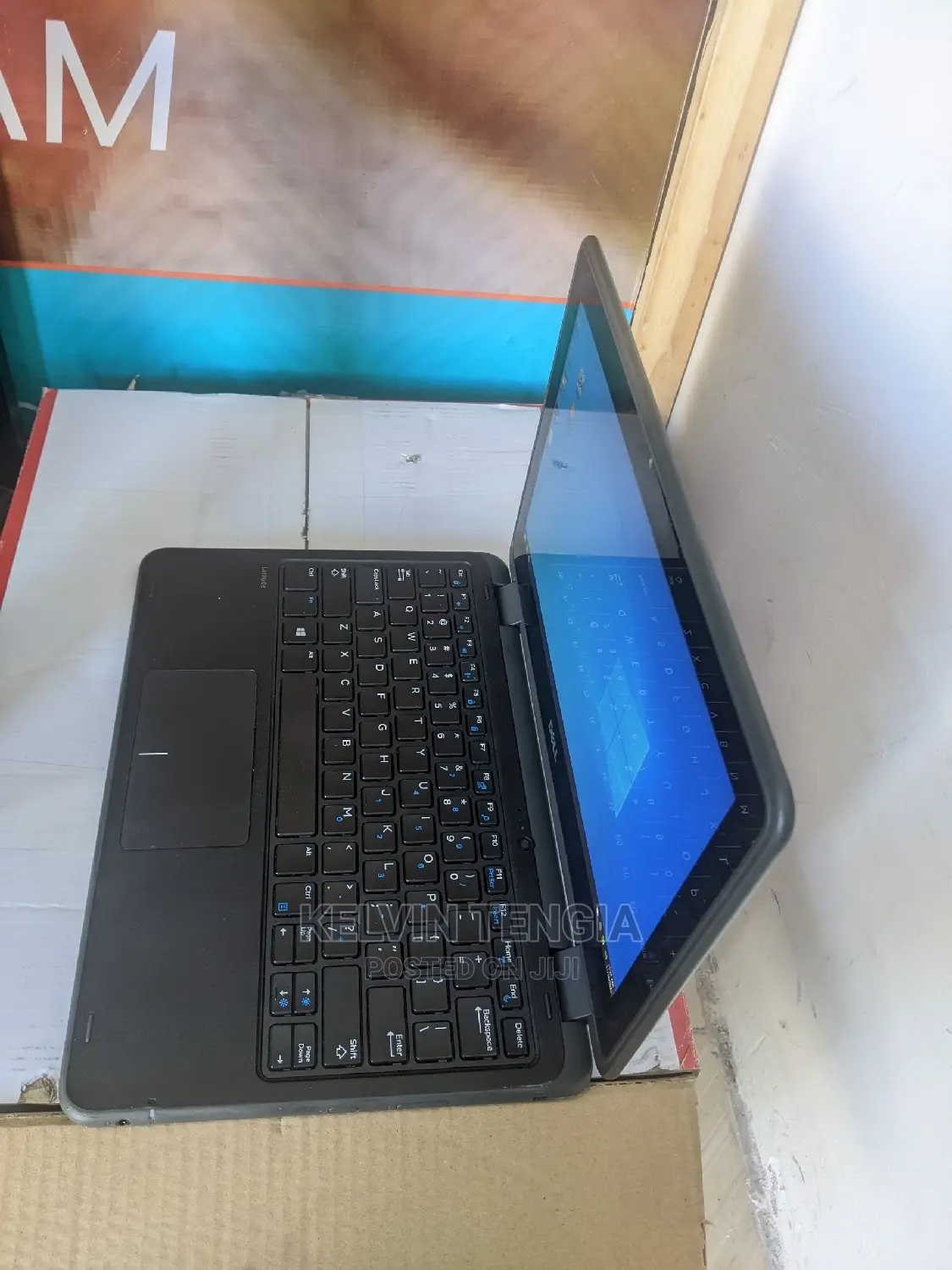 Laptop Dell Latitude 3189 4GB Intel Celeron SSD 128GB