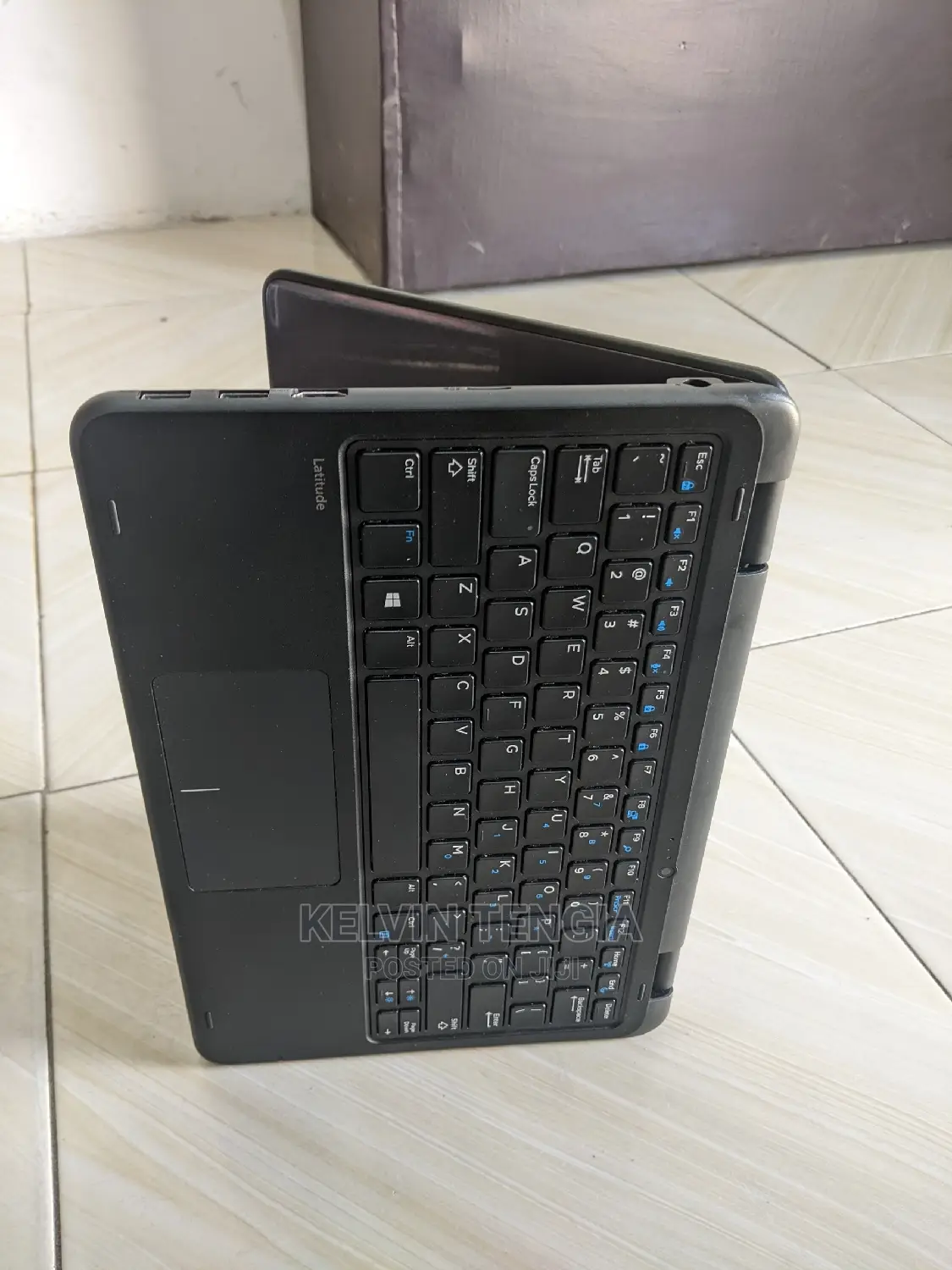 Laptop Dell Latitude 3189 4GB Intel Celeron SSD 128GB