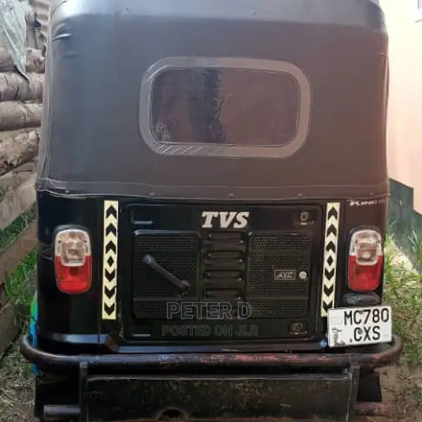 TVS Zeppelin 220 2021 Black