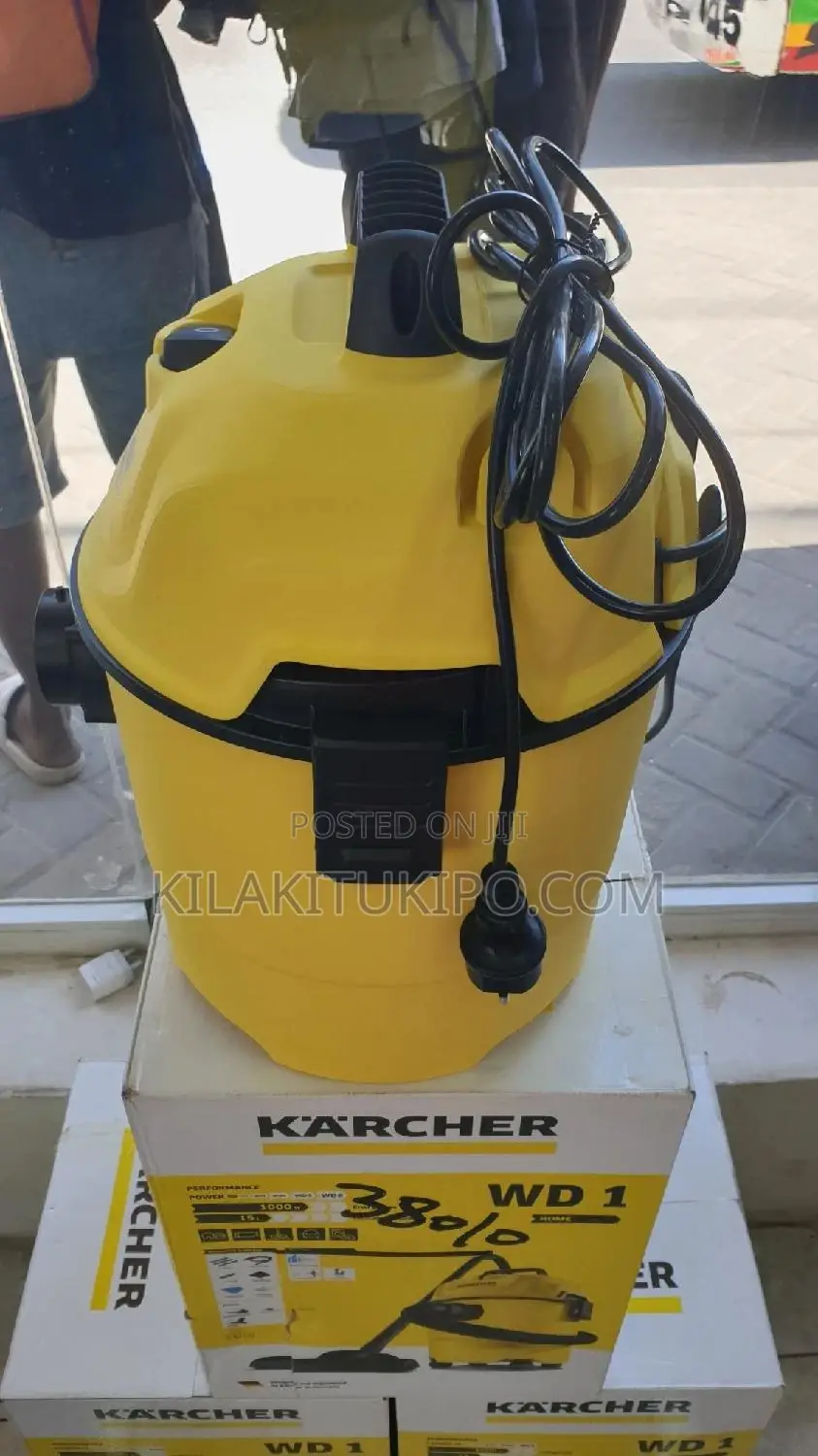 Karcher Vacuum Cleaner 15L