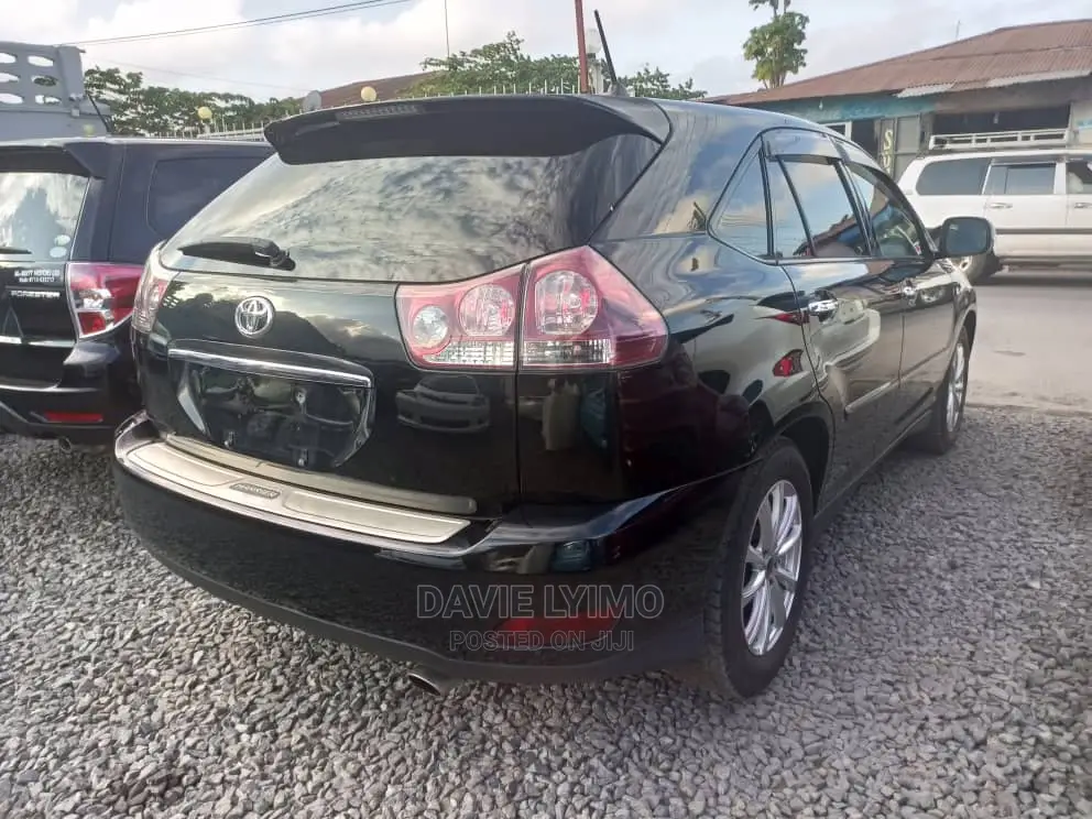 Toyota Harrier 2.4 2006 Black