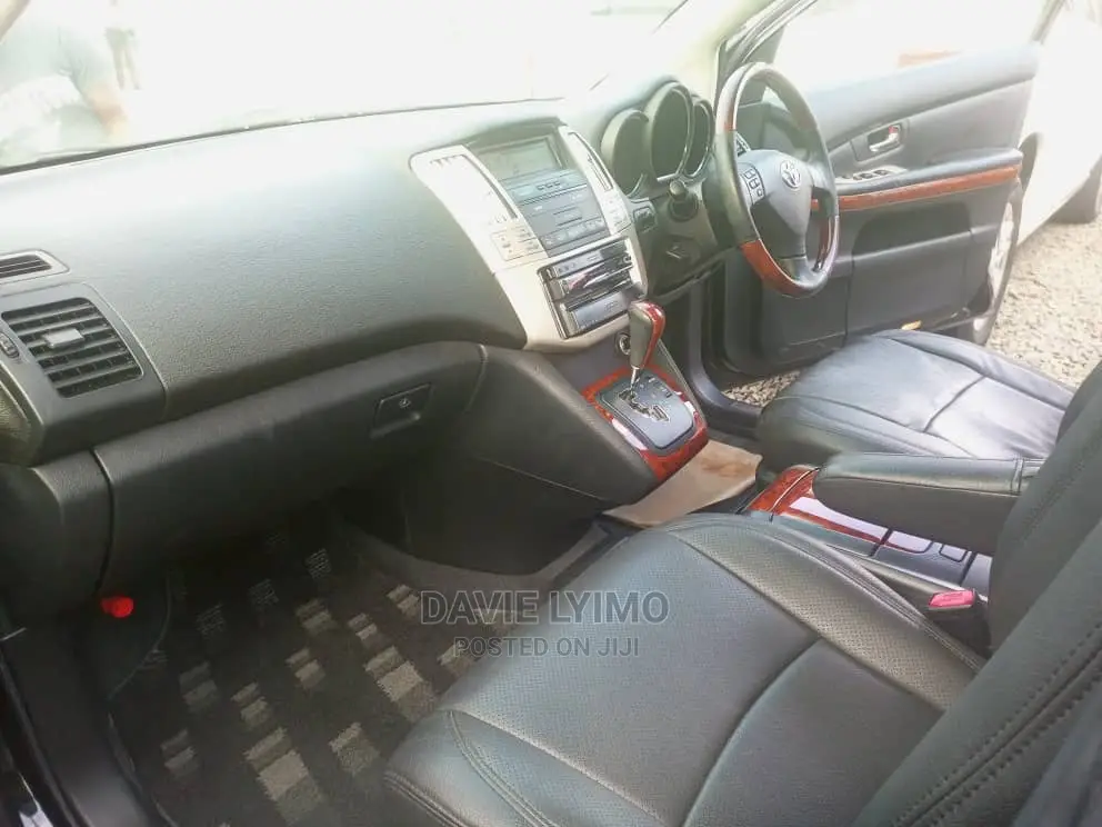 Toyota Harrier 2.4 2006 Black