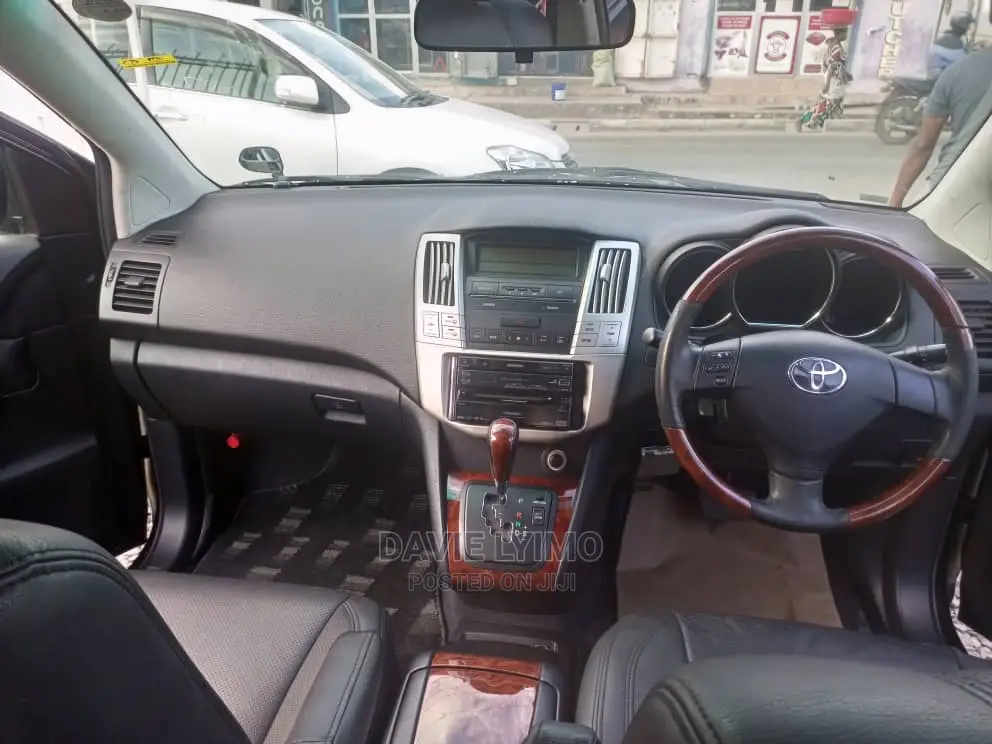 Toyota Harrier 2.4 2006 Black