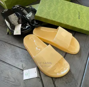 Sandals Gucci Plain