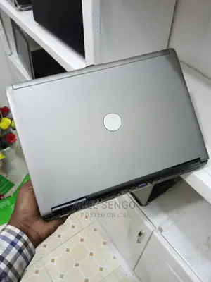 Laptop Dell Latitude D620 4GB Intel Core 2 Duo HDD 320GB