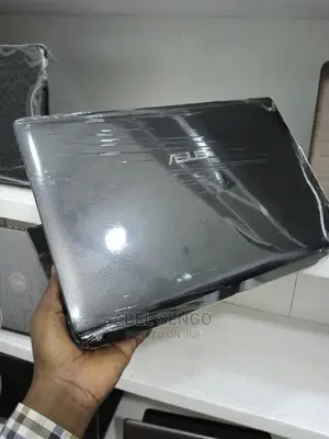 Laptop Asus 1015E 4GB Intel Core 2 Duo HDD 320GB